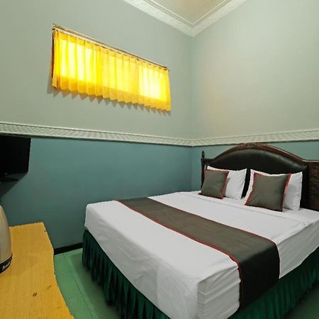 Collection O 91914 Hotel Citra Dewi 2 Int'S Semarang Exteriör bild