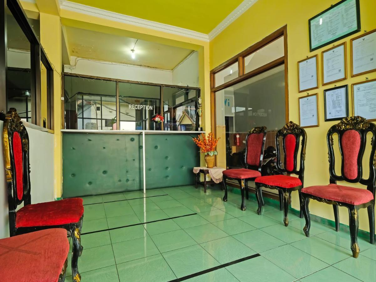 Collection O 91914 Hotel Citra Dewi 2 Int'S Semarang Exteriör bild