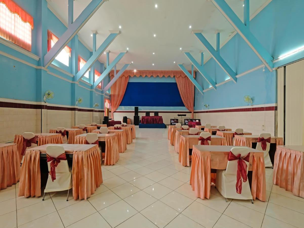 Collection O 91914 Hotel Citra Dewi 2 Int'S Semarang Exteriör bild